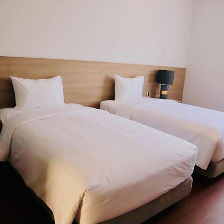 Mansion Park Hotel & Apartment Bien Hoa Exterior photo
